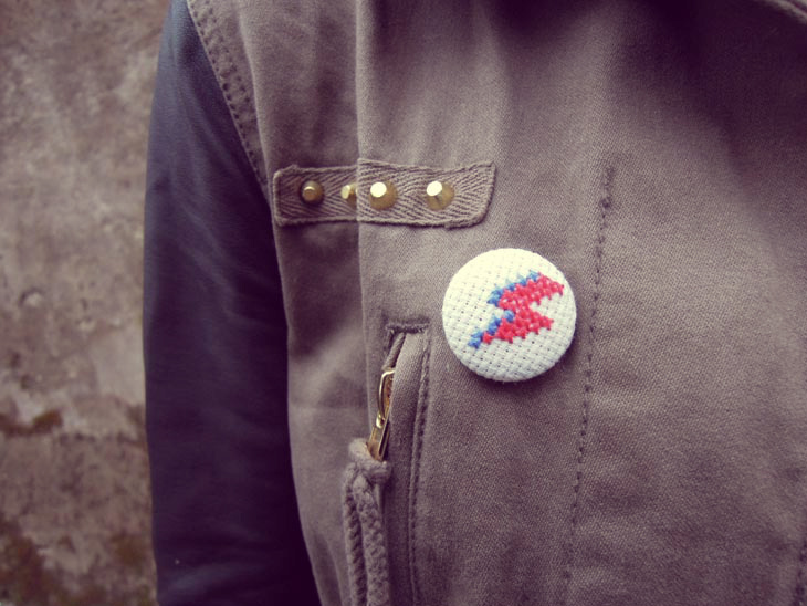 5_badge_bowie_emm_in_france