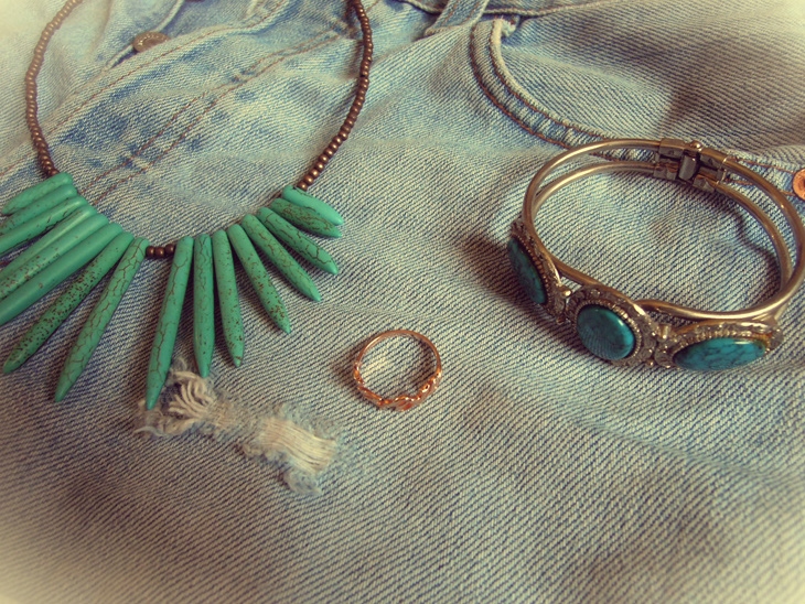 collier_thebeautifulfreak_bracelet_vintage_bague_virgine_carpentier