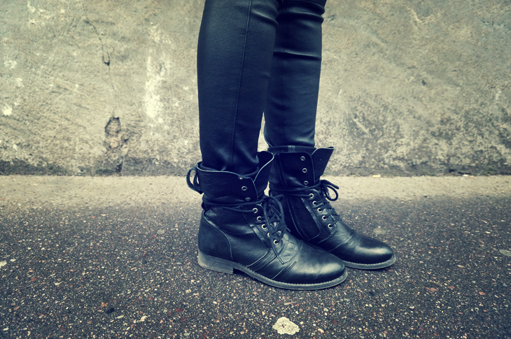 4_boots_rangers_coco_abricot_legging_cuir_shine_blossom