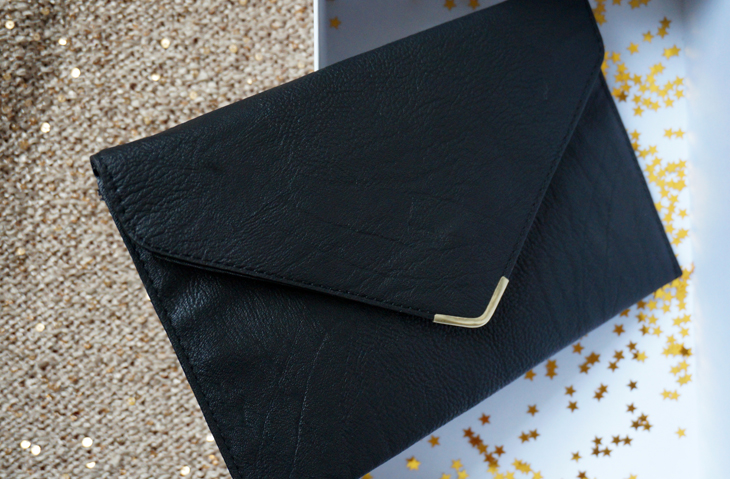 6_my_little_midnight_box_decembre_2013_goodies_pochette_noire