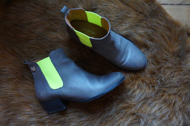 2_lollipops_paris_boots_roxanne