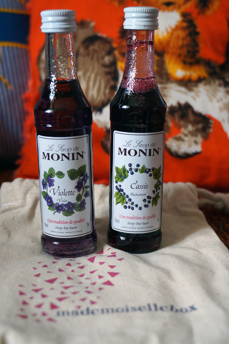8_mademoiselle_box_fevrier_pretty_purple_sirop_monin