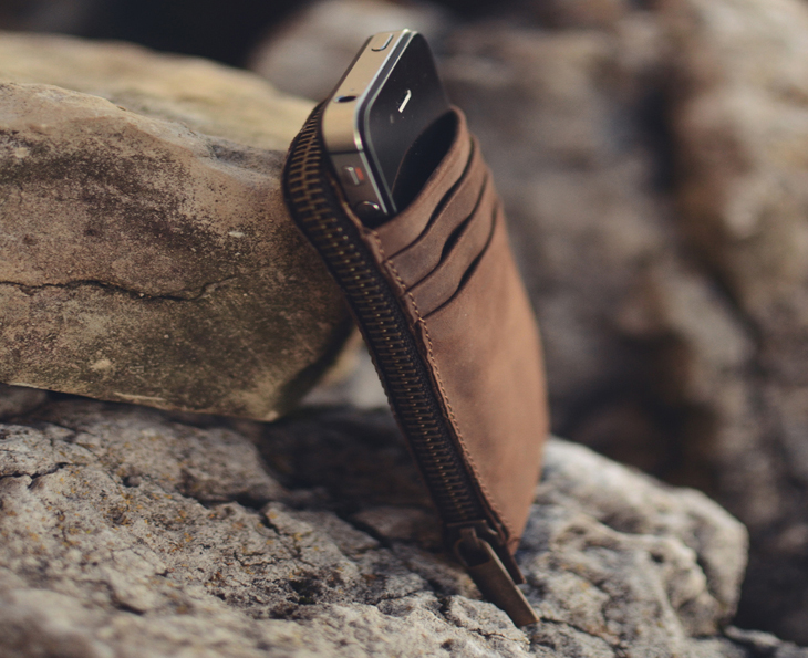 6_pochette_cuir_carte_iphone_Kjore_Project