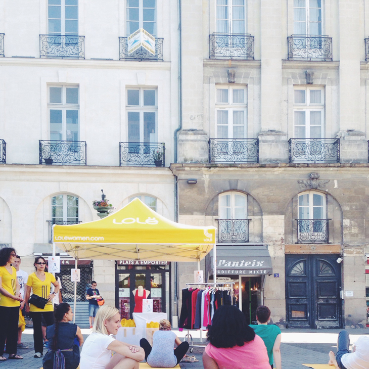 4_cours_yoga_gratuit_lole_nantes_bouffay