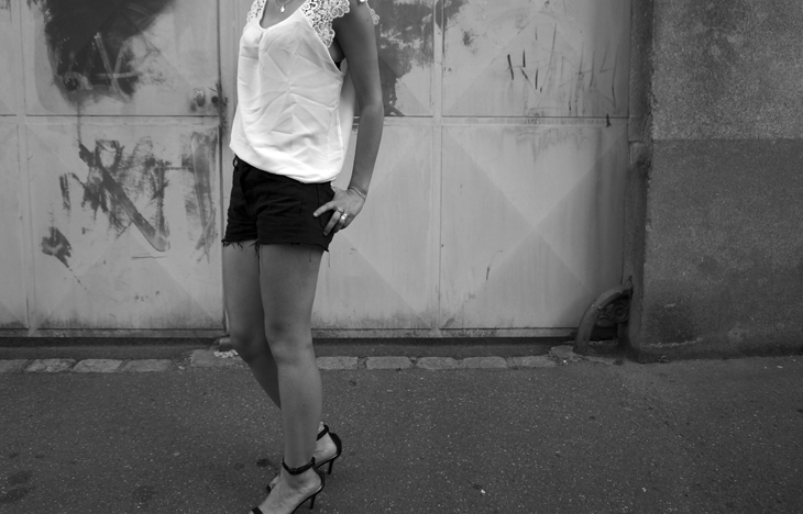 4_look_blog_mode_short_levis_noir