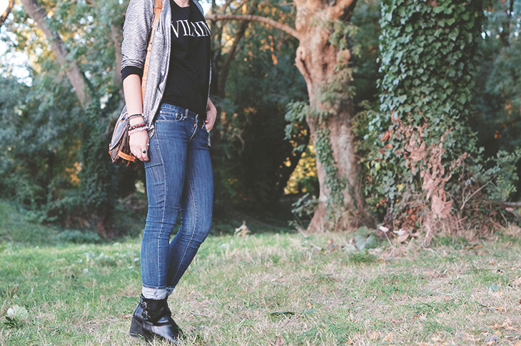 1_look_blog_mode_blazer_american_retro_debardeur_vilaine_161_37_slim_levis_boots_eclipse