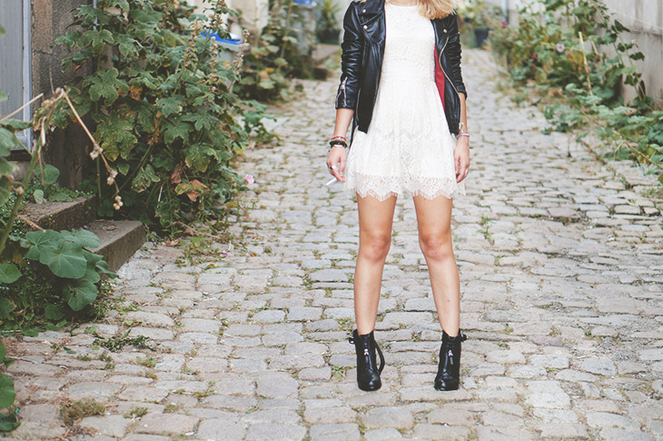 1_look_blog_mode_perfecto_vintage_cuir_robe_dentelle_boohoo_boots_noires
