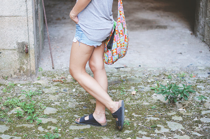 4_look_blog_mode_debardeur_asos_short_levis_501_birkenstock_arizona
