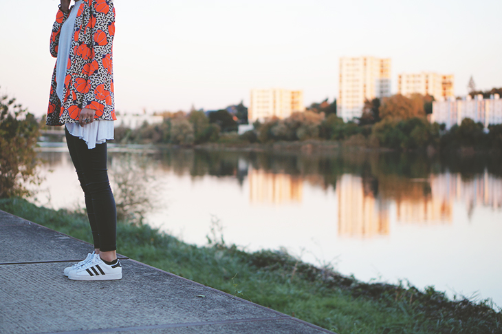 7_look_blog_mode_blazer_river_island_legging_simili_cuir_gemo_baskets_superstar_adidas