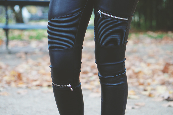 11_look_blog_mode_jardin_luxembourg_paris_gilet_kookai_pantalon_simili_cuir_zara
