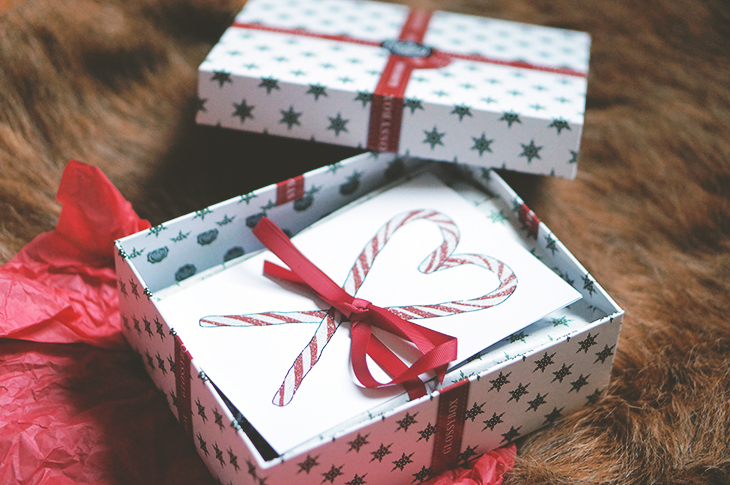 1_glossy_box_decembre_2014_concours