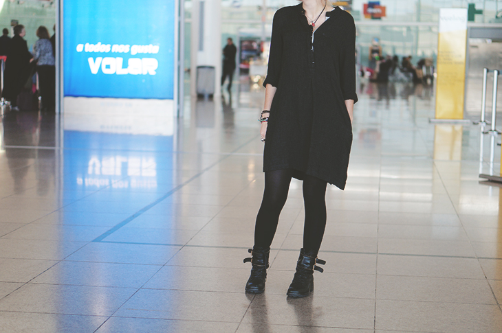 1_look_blog_mode_barcelone_robe_zara_boots_motardes_jonak