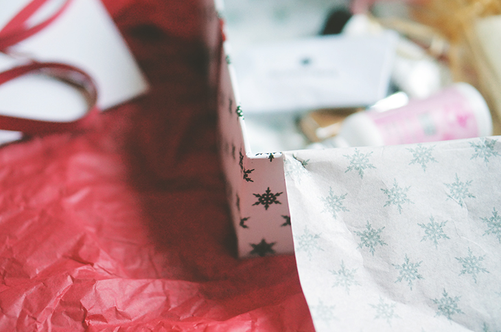 2_glossy_box_decembre_2014_concours