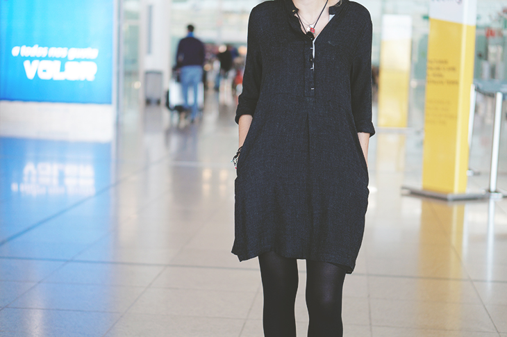 3_look_blog_mode_barcelone_robe_zara_boots_motardes_jonak