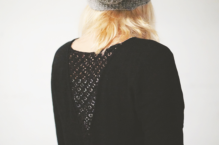 12_look_blog_mode_jean_501_levis_gris_blouse_peplum_zara_basket_freestyle_reebok