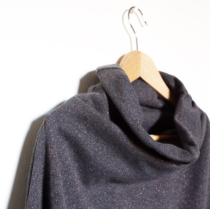 2_vide_dressing_robe_sweat_cacharel