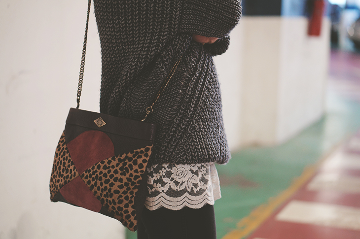 7_look_blog_mode_pull_eleven_paris_tunique_robe_dentelle_sac_mohekann_boots_jonak