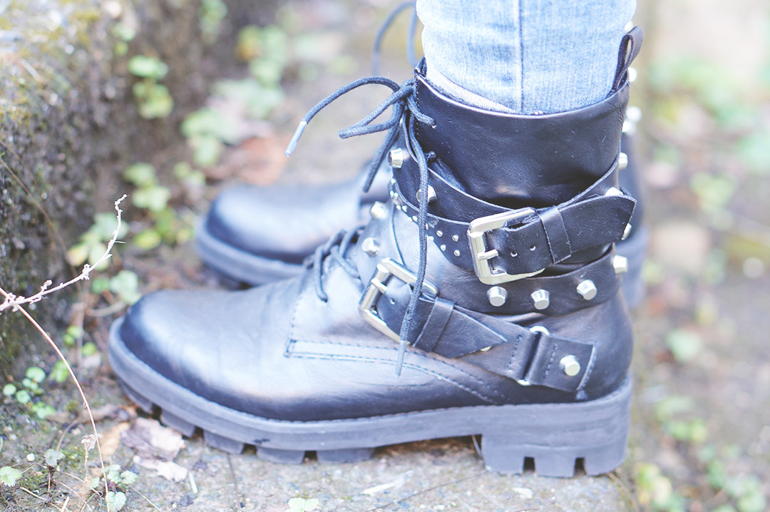 10_look_blog_mode_topeplum_pretty_wire_dentelle_zara_motarde_tamaris