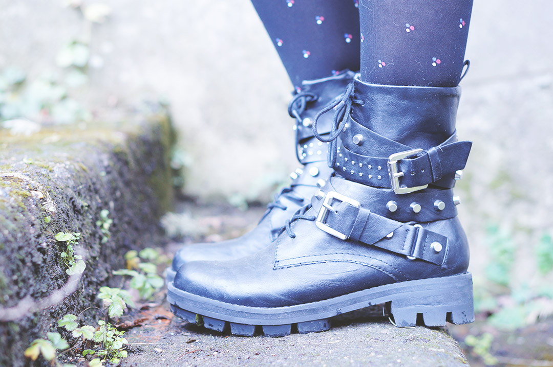 5_look_blog_mode_blouse_peplum_hm_trendy_chale_collants_gambettes_box_ines_fressange