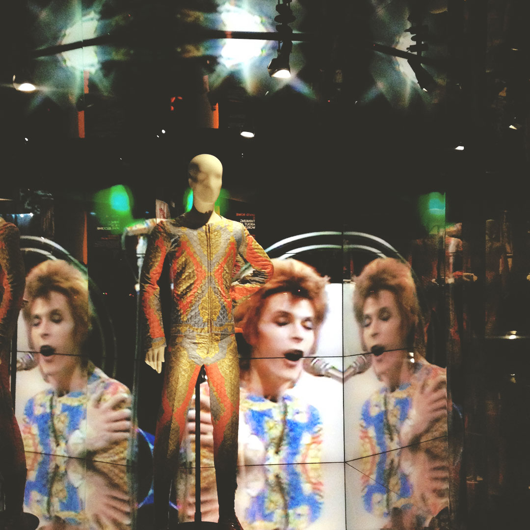 3_expo_david_bowie_is_Philharmonie_Paris