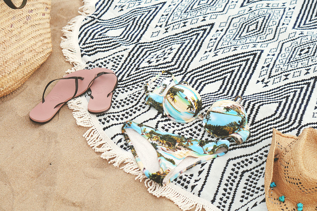 3_look_blog_mode_serviette_plage_ronde_surania_boohoo