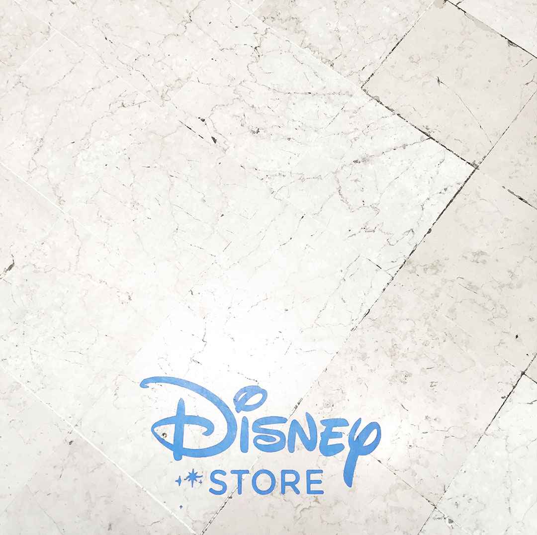 6_disney_store_galeries_lafayette_nantes
