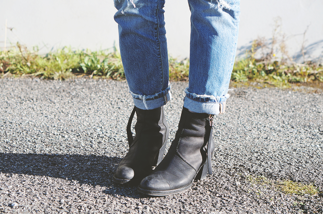 6_look_blog_mode_nantes_levis_501_ct_acne_pistol_gilet_kookai