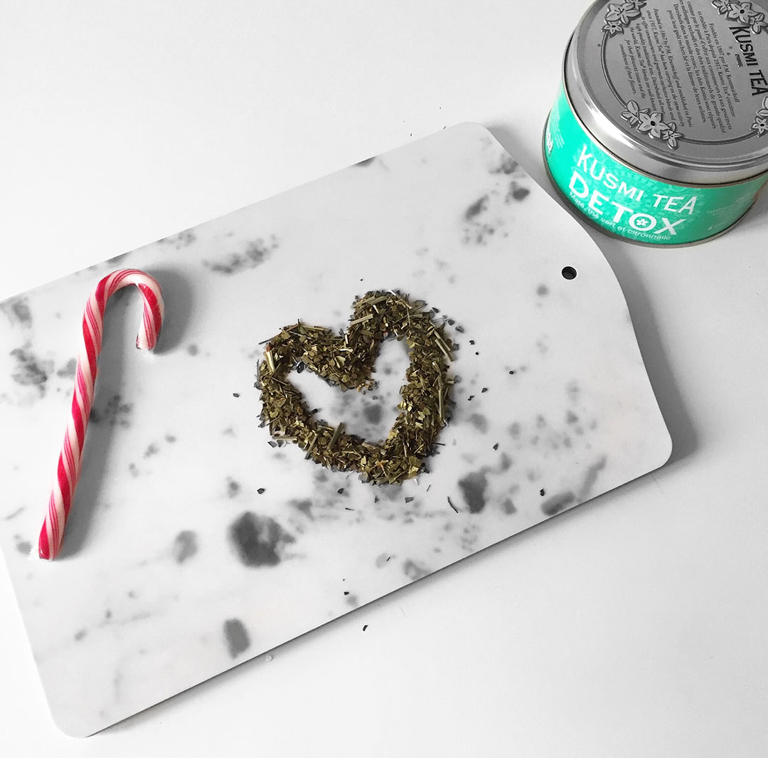 5_the_kusmitea_detox_planche_marbre_olwein