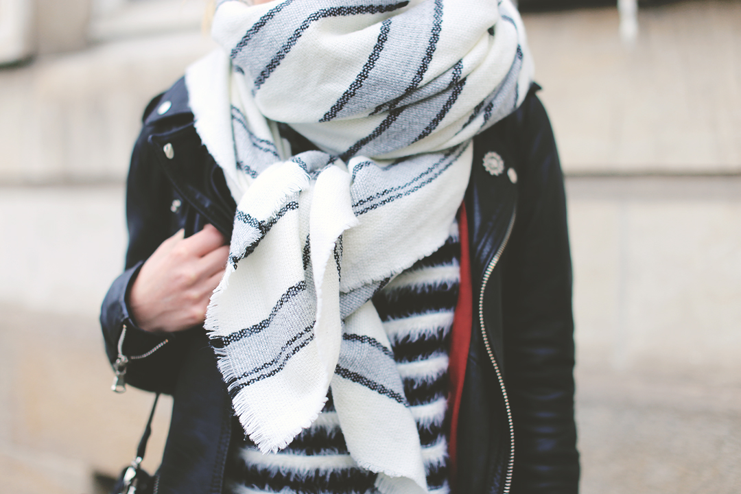 6_look_blog_mode_nantes_pull_nafnaf_daniel_wellington_boots_follow_me_autruche_nantaise