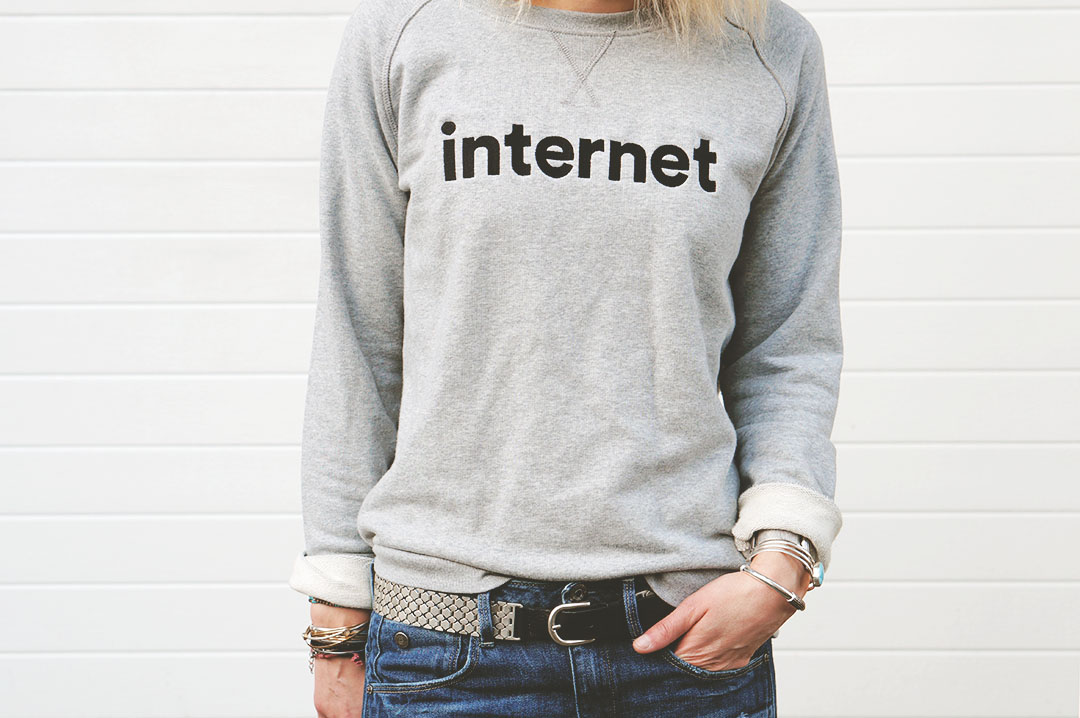 6_look_blog_mode_sweat_internet_hello_standard_escarpins_follow_me_autruche_nantaise