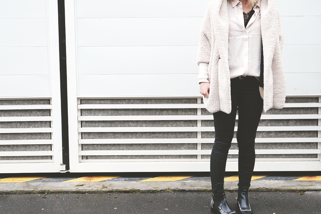 11_look_blog_mode_veste_nounours_sheinside_romwe_chaussures_libre_comme_l_air