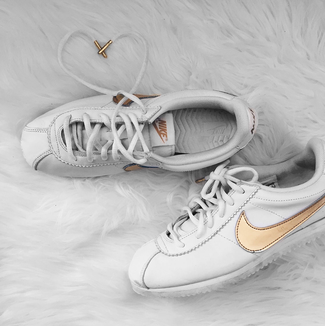 4_look_blog_mode_nike_cortez_blanc_or